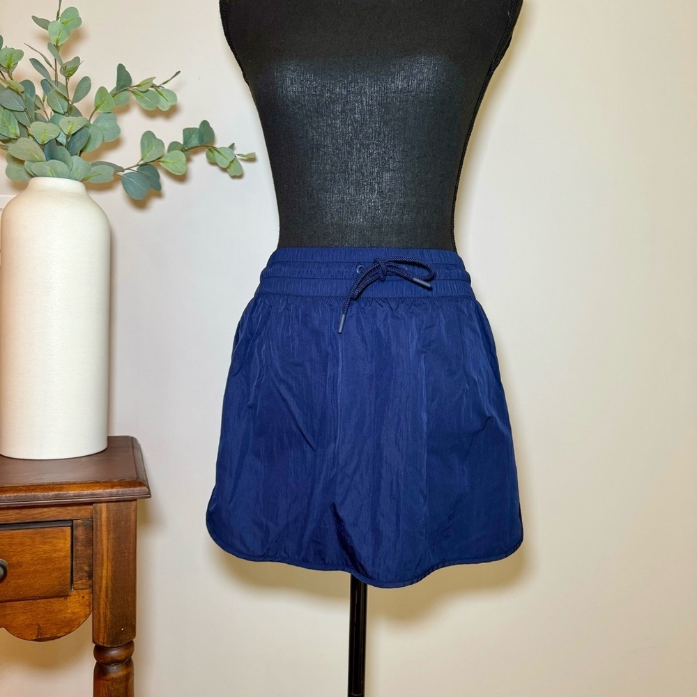 OFFLINE by Aerie navy blue nylon skirt with shorts XS Tennis golf athleisure